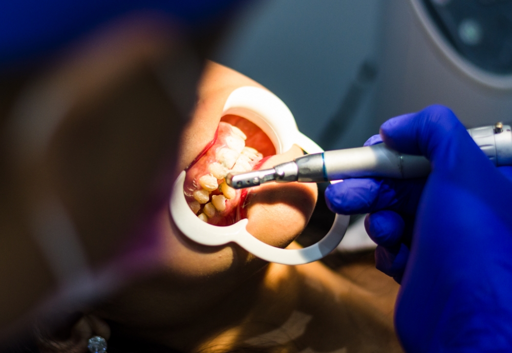 Clínica dental en La Dehesa 2 - Clínica Dental Laura Vázquez