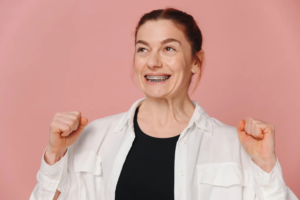 Los Beneficios De La Ortodoncia En Adultos En Corrales Aljaraque laura vazquez